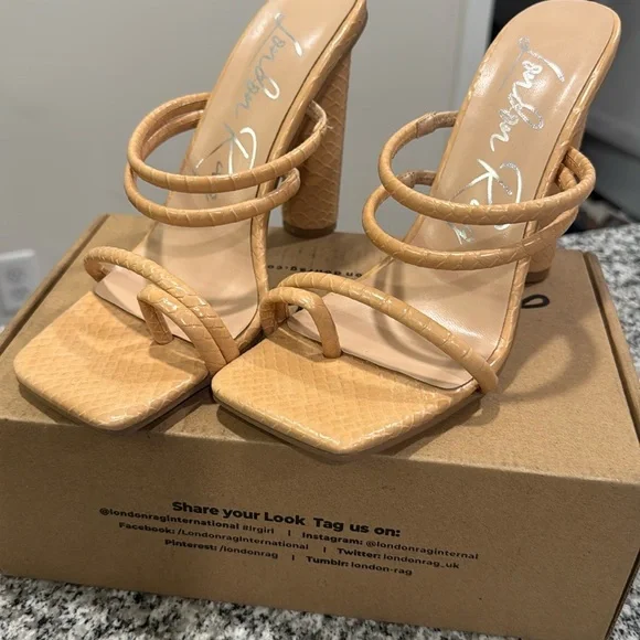 London Rag “Dandelion” in Latte - Picture 4 of 6